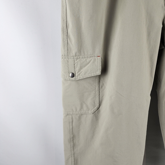 Patagonia Pants Womens 14 Beige Capri Stretch All Wear Nylon Blend (34x22) - Picture 4 of 10